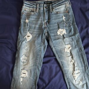 Aeropostale 27waist/28length skinny ripped jeans